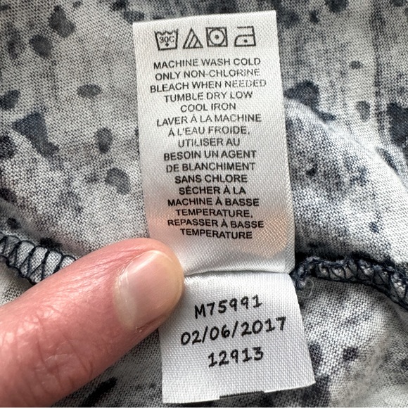 Women’s pullover shirt, size M - Picture 12 of 12